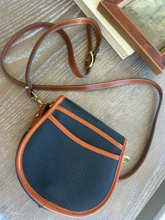 Vintage Dooney & Bourke Big Duck All Weather Saddle Bag in Blue and British Tan - Picture 9 of 13